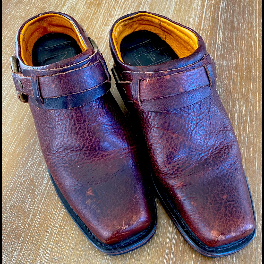 Frye Carson Mule